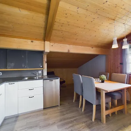 2 Pieces Style Chalet, Torgon, Alpes Suisses * Vionnaz